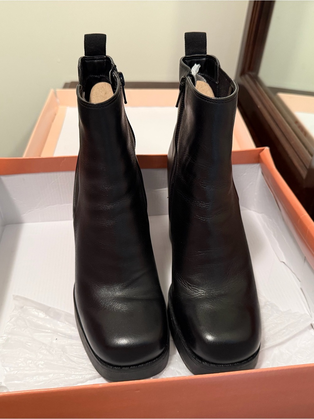 Gianni Bini Black Leather Ankle Booties with Side Zip